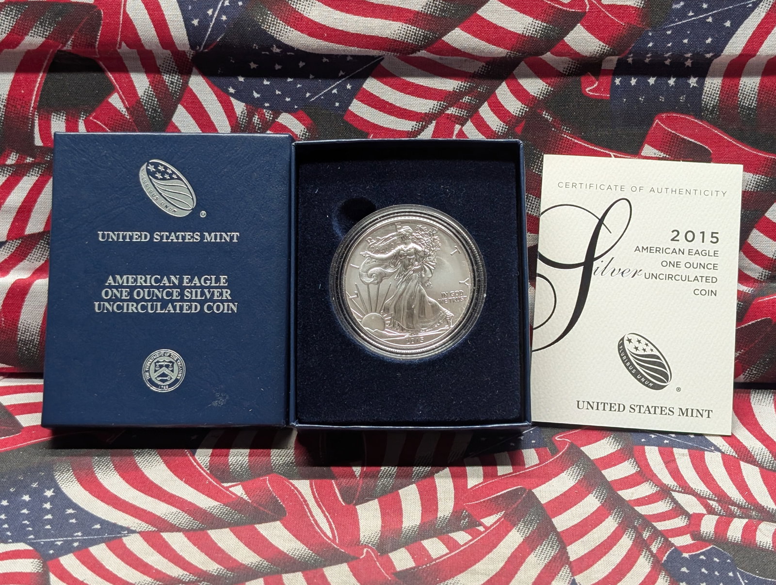 2015-W American Silver Eagle One Ounce Silver Uncirculated Coin In OGP With COA - .999 Fine Silver (1 of 4)