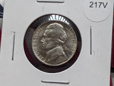 1942-P Jefferson Nickel - Full Steps - 35% Silver