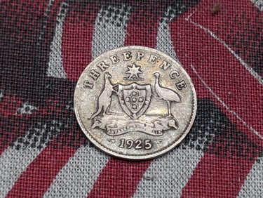 1925 Australia Threepence - 92.5% Silver
