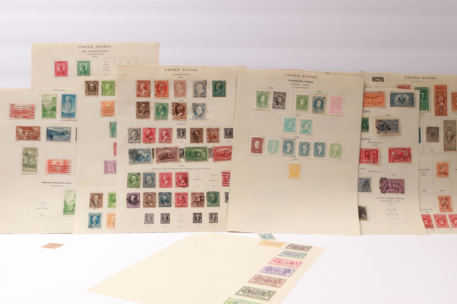 U.S. Classics Facsimile Collection on Album Pages (1 of 20)