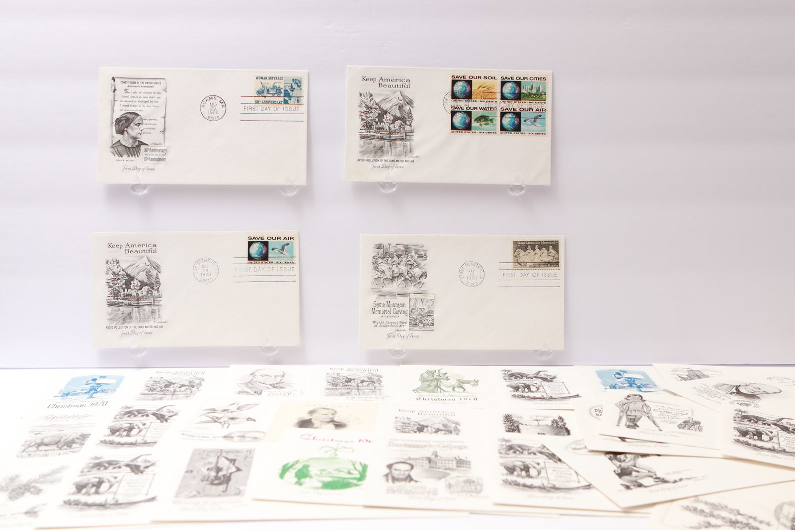 U.S. First Day Covers – 1960s–1970s Wildlife, Holidays, and Commemoratives: This lot contains U.S. First Day Covers from the late 1960s through the early 1970s, with illustrated cachets and official cancellations. Themes include wildlife conservation such as the American Biso