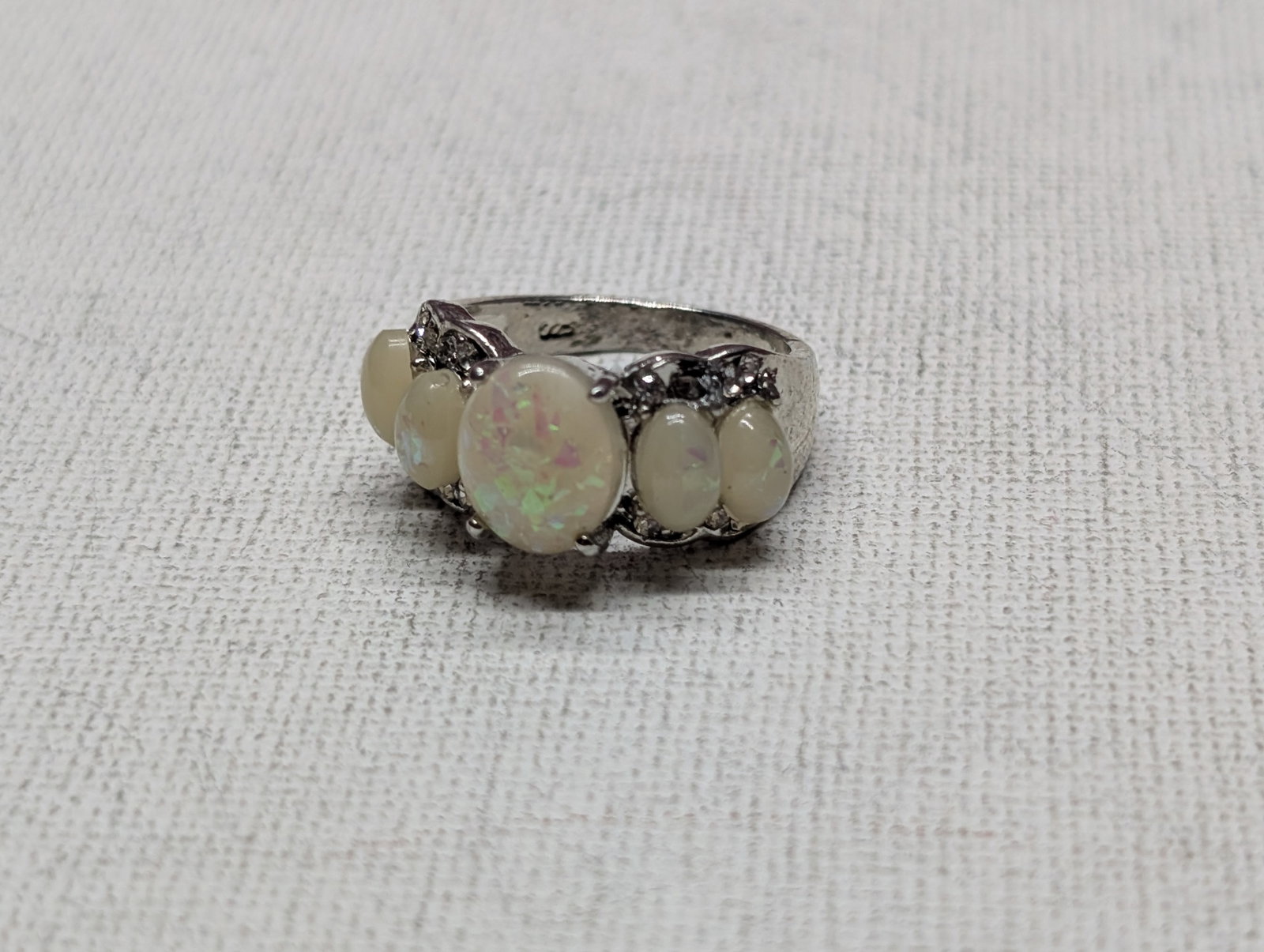 Beautiful Opal Ring, Size 6, New: Beautiful Opal Ring, Size 6, New