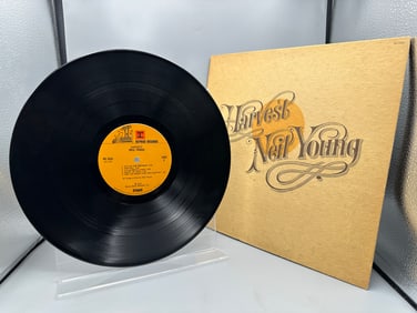 1972 Neil Young Harvest Vinyl Album - MS 2032