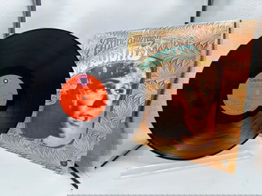 1975 Anne Murray Snowbird Reissue Vinyl Album - ST-579