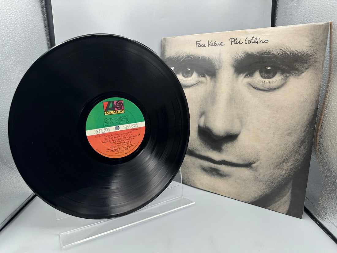 1981 Phil Collins Face Value Vinyl Album - SD-16029: 1981 Phil Collins Face Value Vinyl Album - SD-16029 - Records are not tested by auction house for play quality. All items are sold as is.