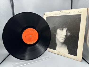 1974 Linda Ronstadt Heart Like A Wheel Vinyl Album - ST-11358