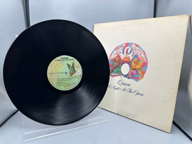 1975 Queen A Night At The Opera Vinyl Album - 7E-1053