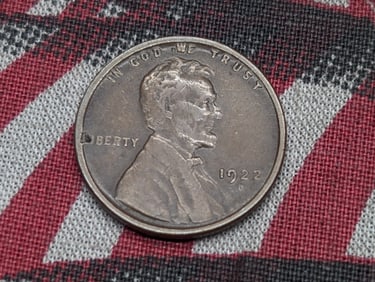 1922-D Lincoln Wheat Cent w/Ding On Obverse