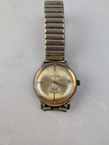 Vintage Helbros Self-Winding Day/Date Gold-Tone Wristwatch - 17 Jewels - Runs and Keeps time!