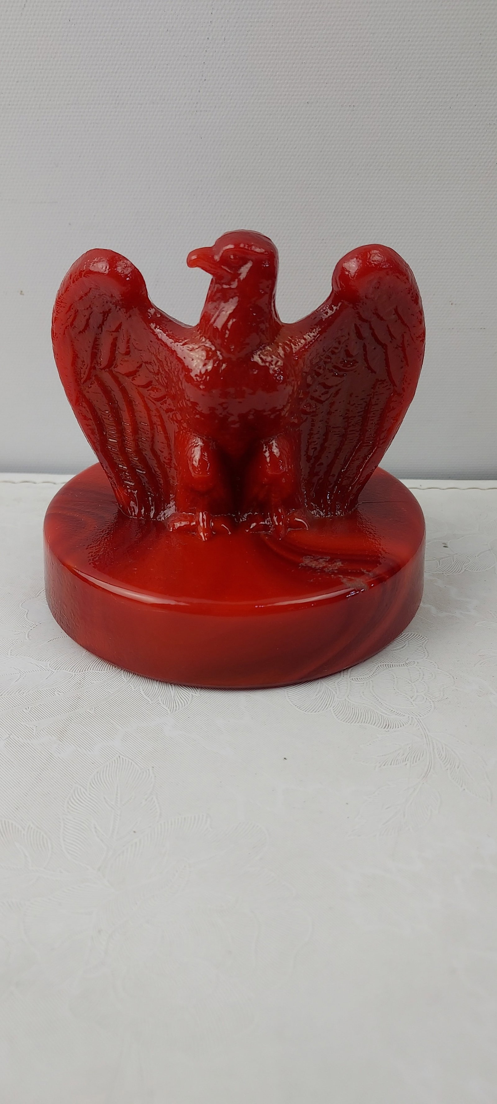1976 Gorham American Bicentennial Red Slag Glass Eagle Paperweight (1 of 4)