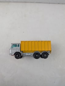 Vintage Lesney Matchbox 'Series' No. 47 DAF Tipper Container Truck