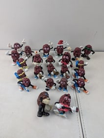 1987 Calrab The California Raisins PVC Figures Collection (Approx. 25 Figures)