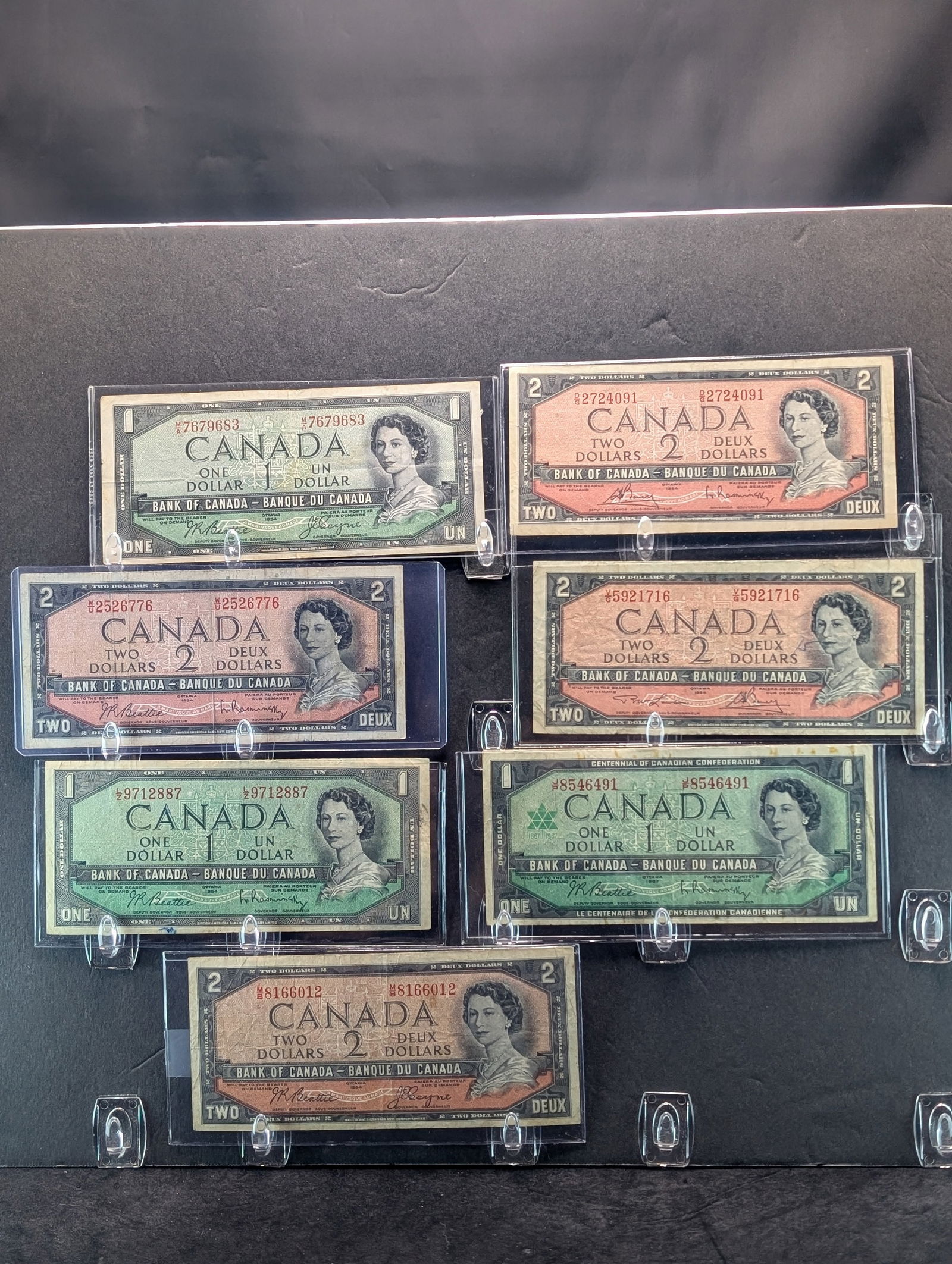 7 Pieces Older Canada Currency. $11 Face Value. (1 of 5)