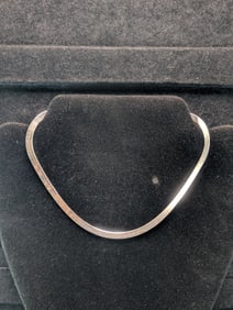 16" Sterling Silver Serpentine Necklace