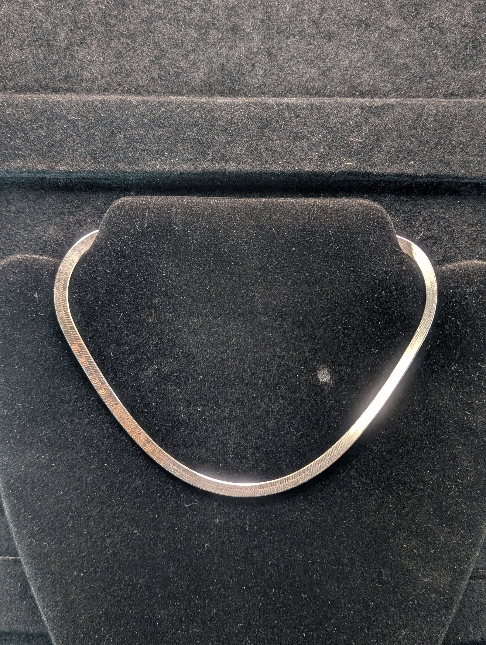 16" Sterling Silver Serpentine Necklace: 16" Sterling Silver Serpentine Necklace