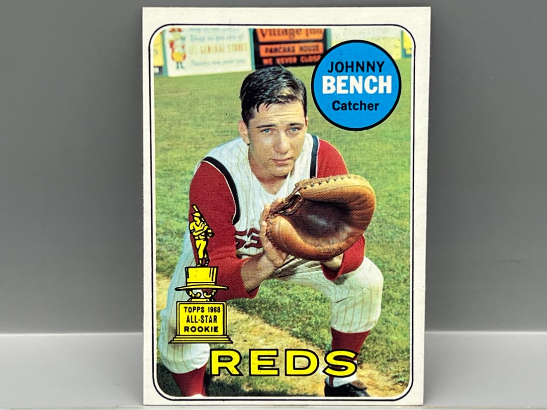 1969 Topps #95 Johnny Bench (HOF) / Reds 2nd Year - Sharp! (1 of 2)