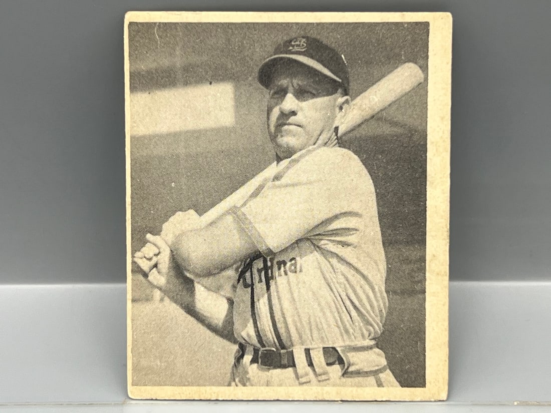 1948 Bowman Enos Slaughter RC #17 (HOF) (1 of 2)