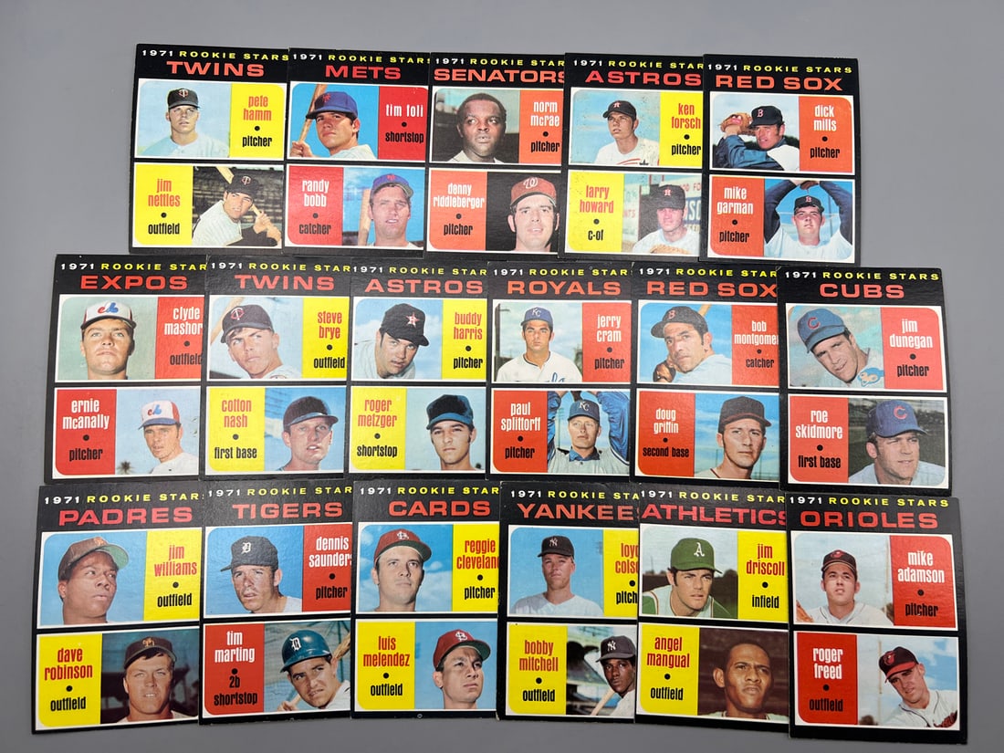 Lot of (17) 1971 Topps Baseball Rookie Cards - Varying Conditions (1 of 5)