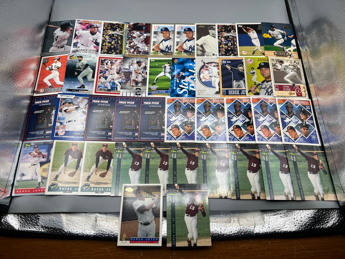 Lot of (42) Derek Jeter Baseball Cards W/ Rookies & Prospect Cards - Varying Conditions (1 of 5)