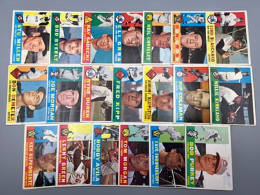Lot of (20) 1960 Topps Baseball Cards - Varying Conditions