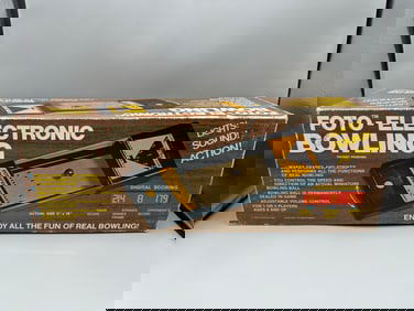 1978 Cadaco Foto- Electronic Bowling Game - Tested and working well - Original box and styrofoam