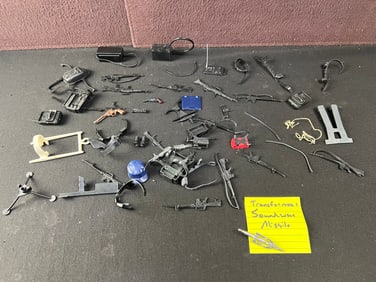 Vintage Action Figure Accessories/Weapons Lot - Transformers Soundwave missile