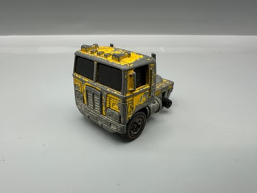 1973 Hot Wheels Redline Road King - Super tough to find truck from Mountain Mining Set - Heavy play