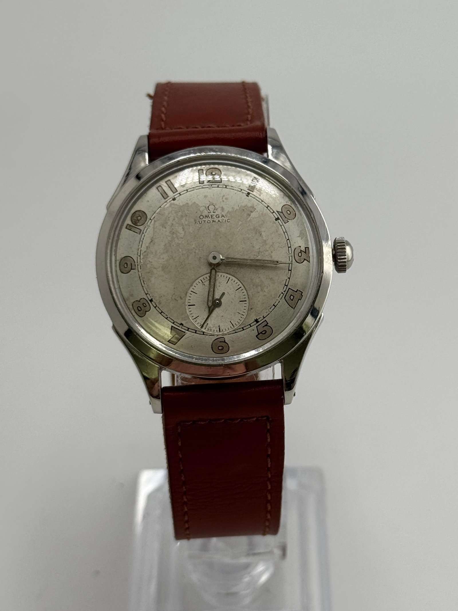 Omega CK2374/3: Omega CK2374/3 steel case, watch only, working at the time of catalogue The working order, accuracy or any implied water resistance of any lots sold is not guaranteed. For more information including