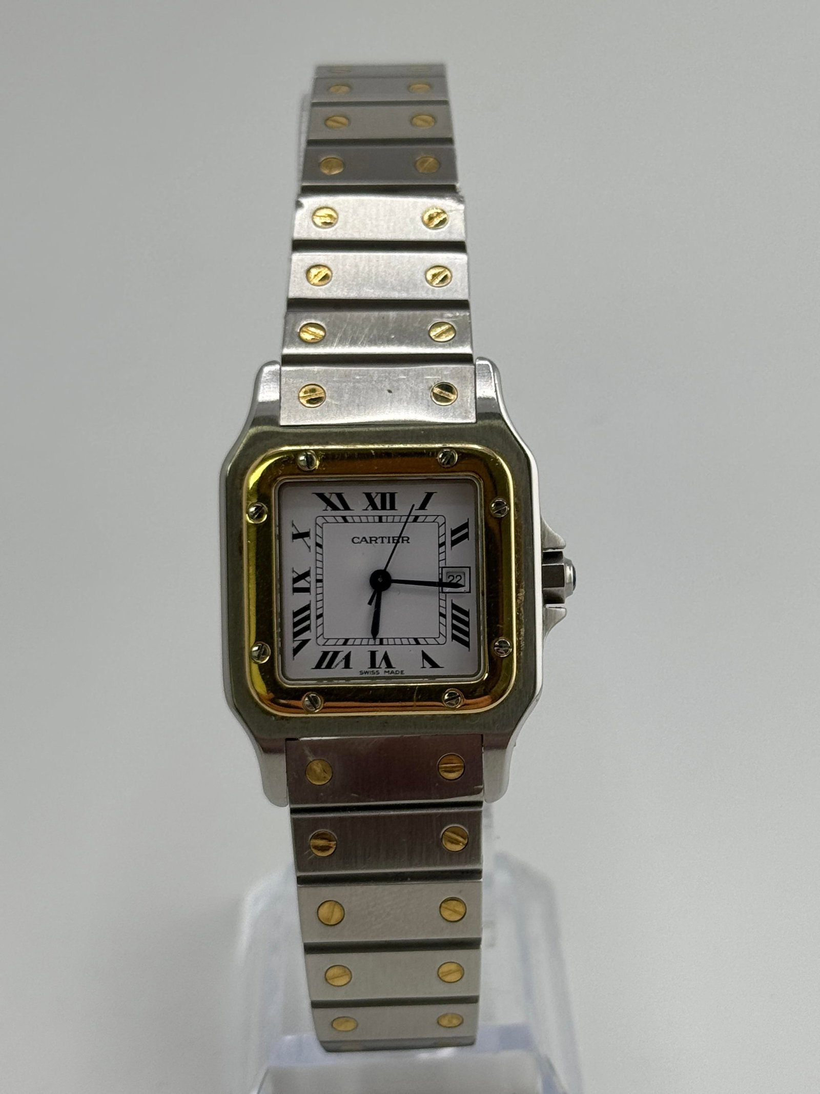 Cartier Santos Galbee: Cartier Santos Galbee, box/service papers, working at the time of catalogue The working order, accuracy or any implied water resistance of any lots sold is not guaranteed. For more information