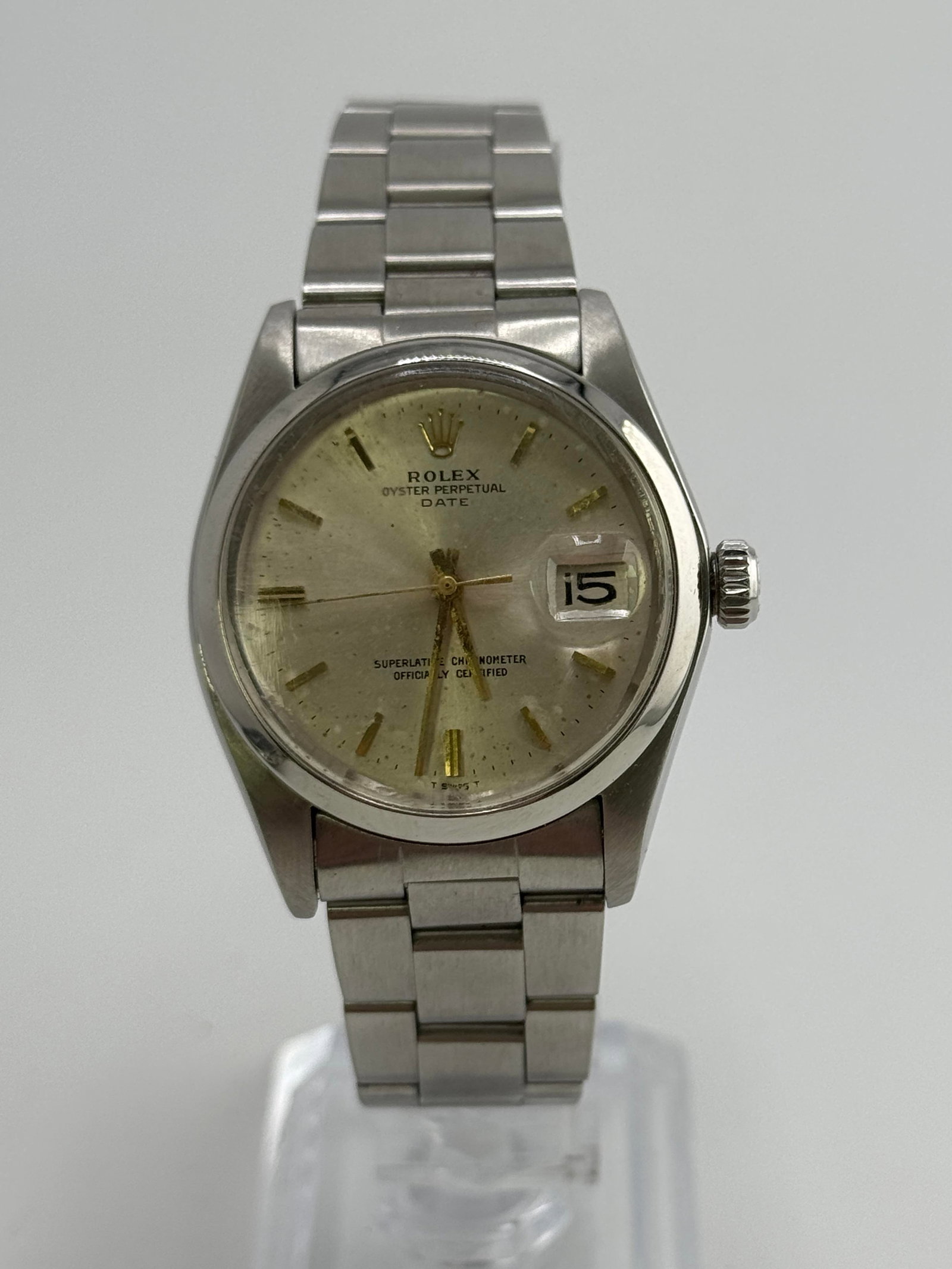Rolex OP Date 1500: Rolex OP Date 1500, watch only, working at the time of catalogue The working order, accuracy or any implied water resistance of any lots sold is not guaranteed. For more information including conditio