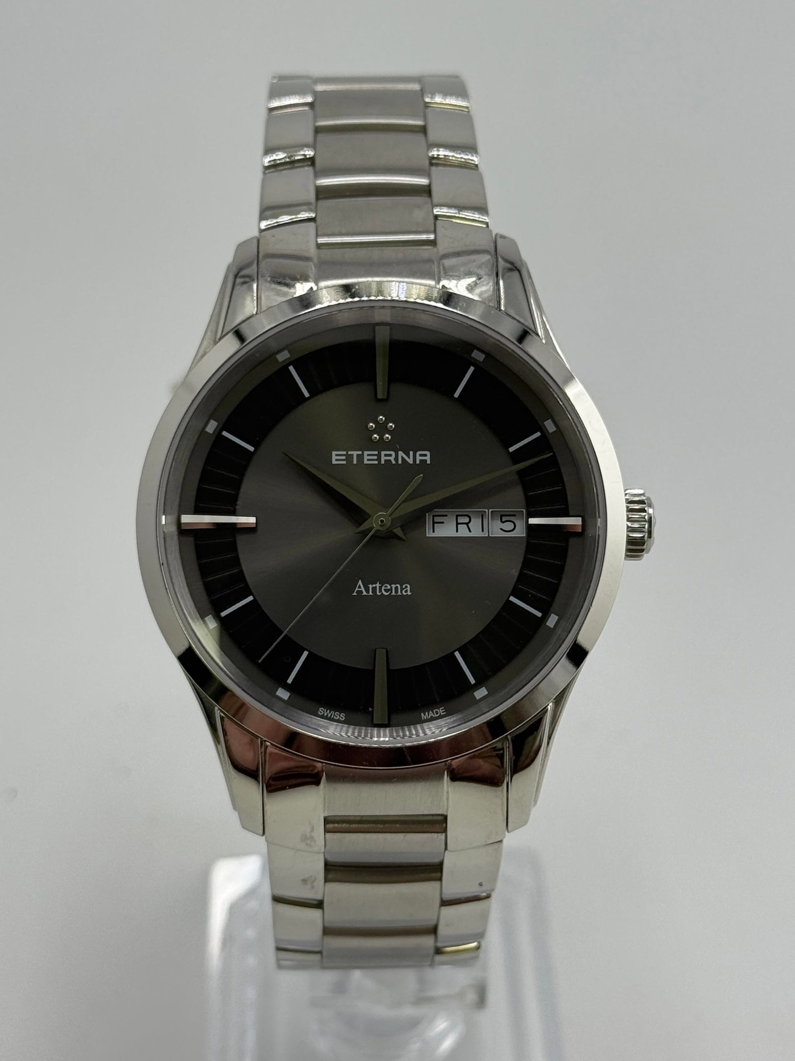 Eterna 444.888 Steel Watch: Eterna 444.888, watch only, working at the time of catalogue The working order, accuracy or any implied water resistance of any lots sold is not guaranteed. For more information including condition