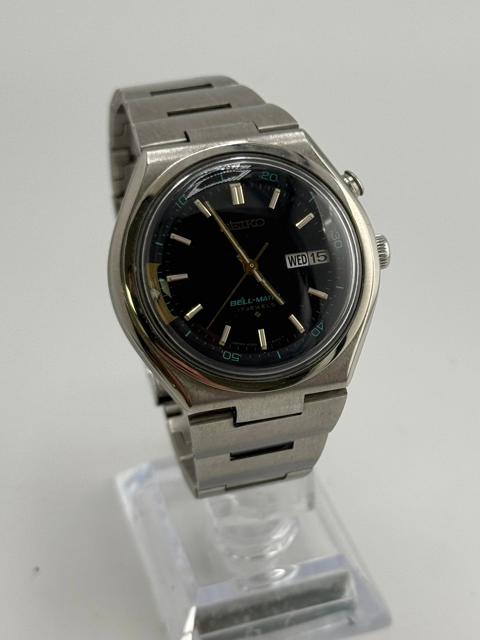 Seiko Bellmatic 4006-6040 (1 of 2)