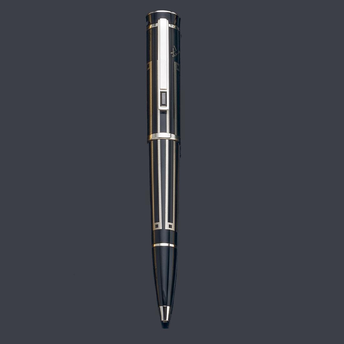 MONTBLANC Thomas Mann, limited series 11737/15000.: MONTBLANC Thomas Mann, limited series 11737/15000. Germany 2009. In his works Mann played like nobody else with the fascinating contradictions of the bourgeoisie and free spiritual thought. He attaine