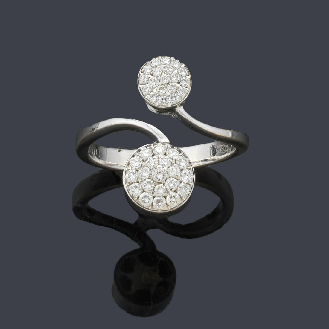 You and Me ring with diamond pave. CHIMENTO: You and Me ring with diamond pave. CHIMENTO
