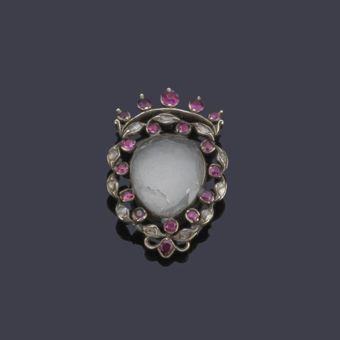 Reliquary in the shape of a Sacred Heart with rubies, (1 of 1)