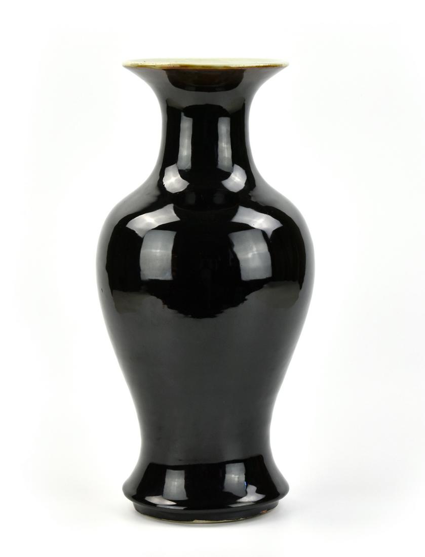Chinese Black Glazed Vase ,19th C. (1 of 7)