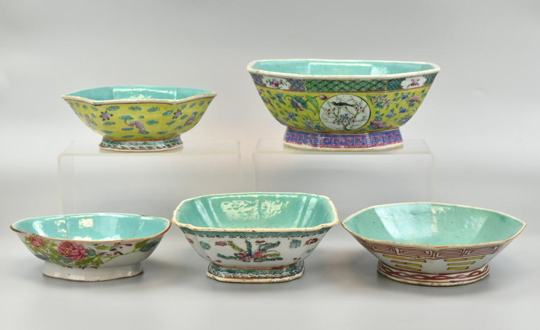 Group of 5 Chinese Famille Rose Stem Bowl, 19th C. (1 of 16)