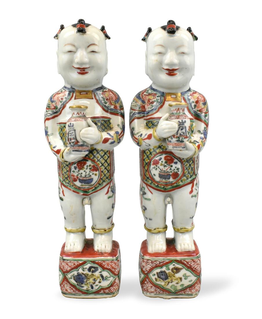 Pair of Chinese Famille Verte Boys Figure ,17th C. (1 of 14)