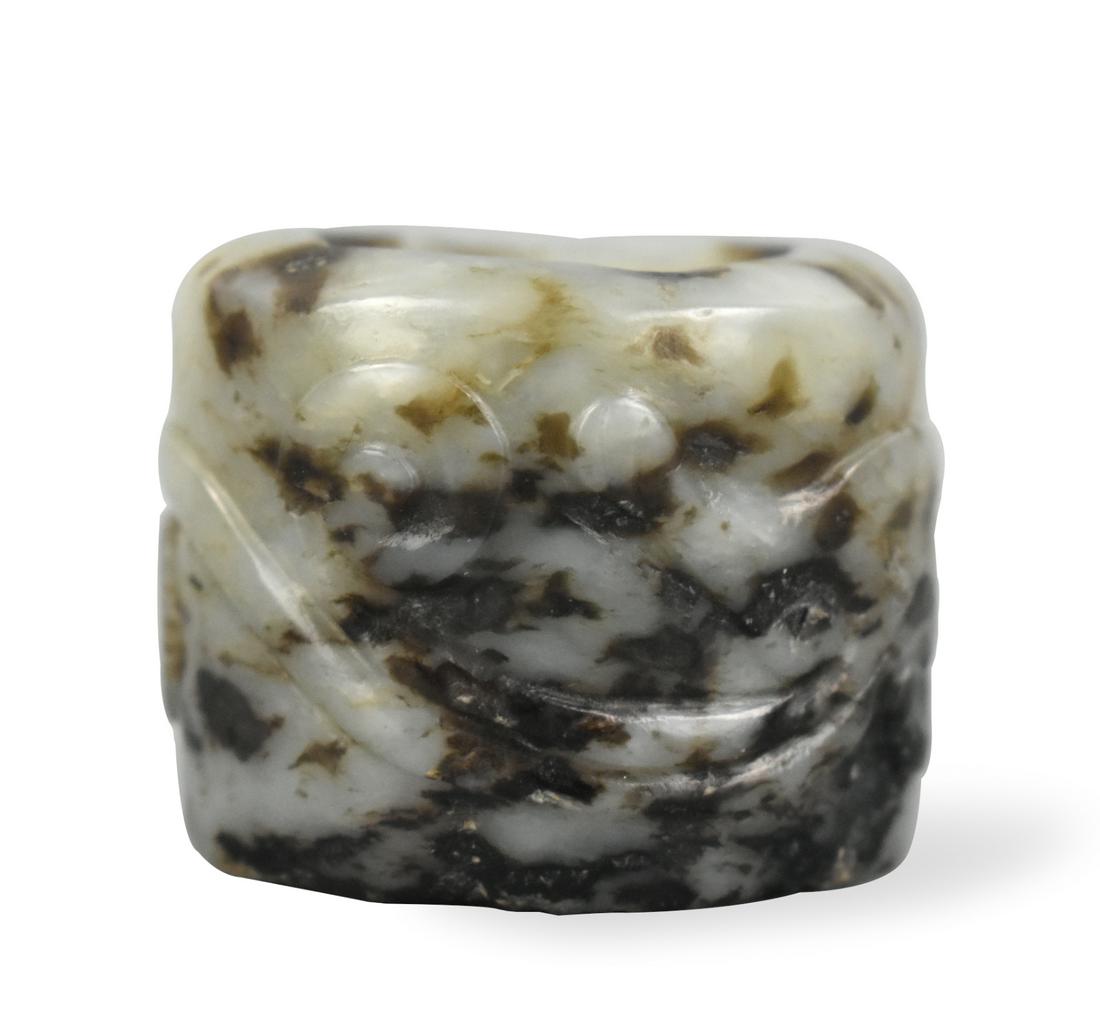 Chinese Jade Archer Ring w/ Chi Dragon, QIng D. (1 of 7)