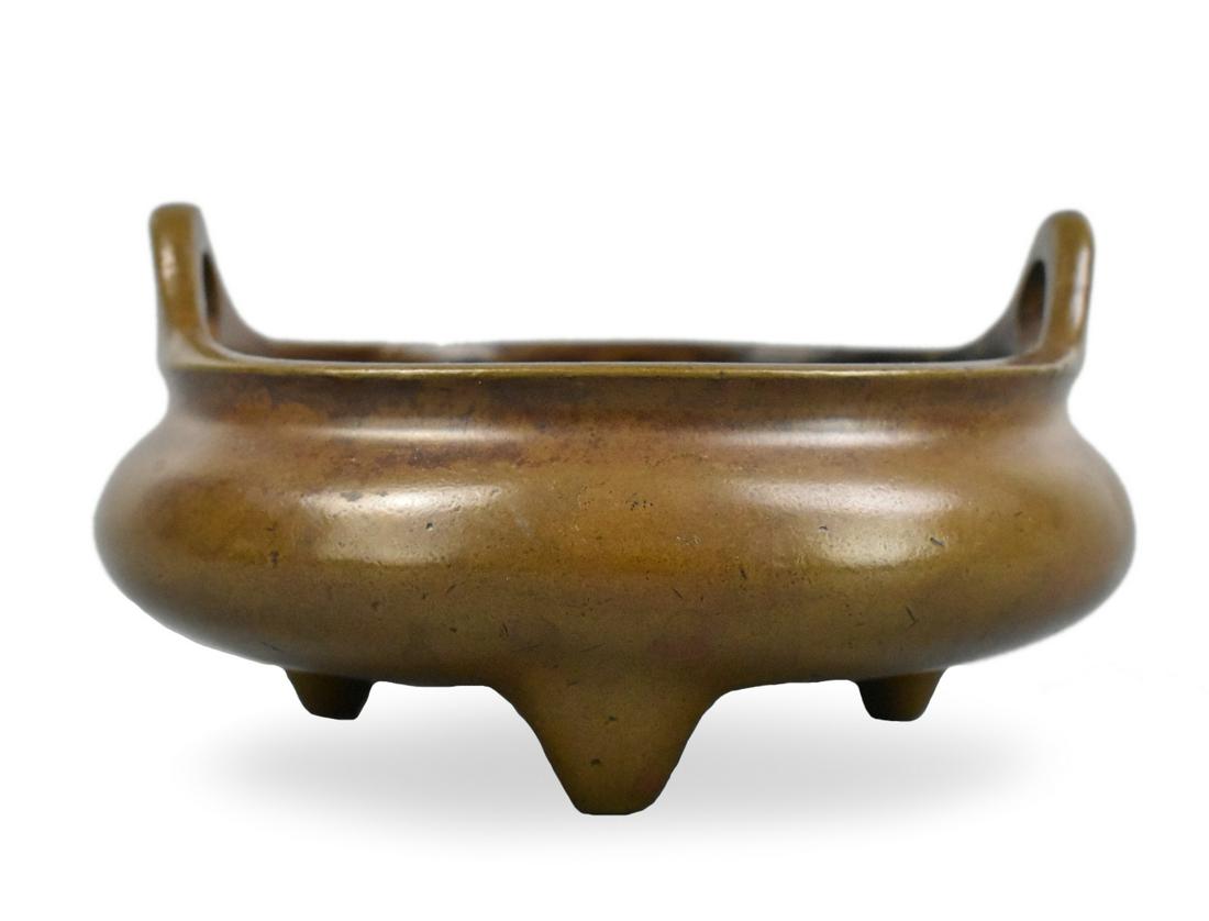 Chinese Bronze Cast Tripod Censer, Qing Dynasty (1 of 9)