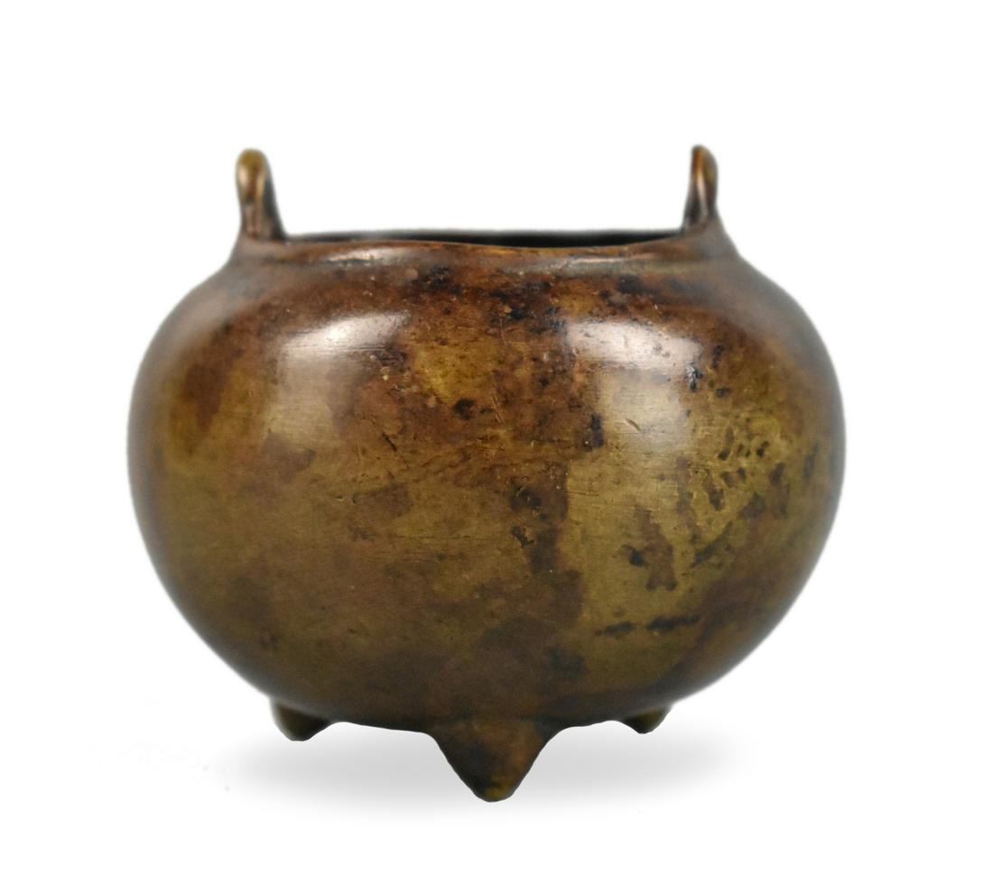 Small Chinese Bronze Tripod Censer, Qing Dynasty (1 of 10)