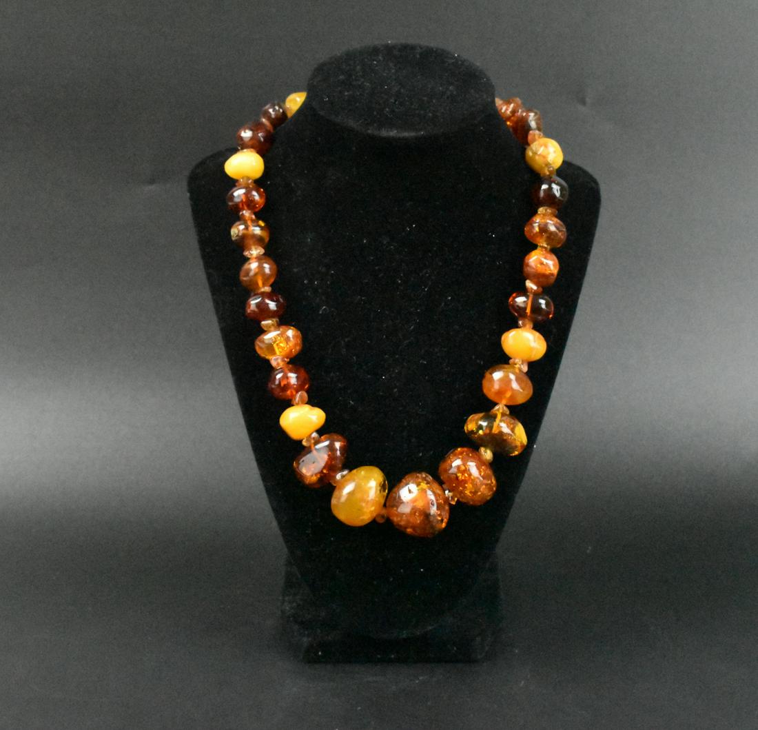 Chinese Beeswax Necklace,Qing Dynasty (1 of 7)