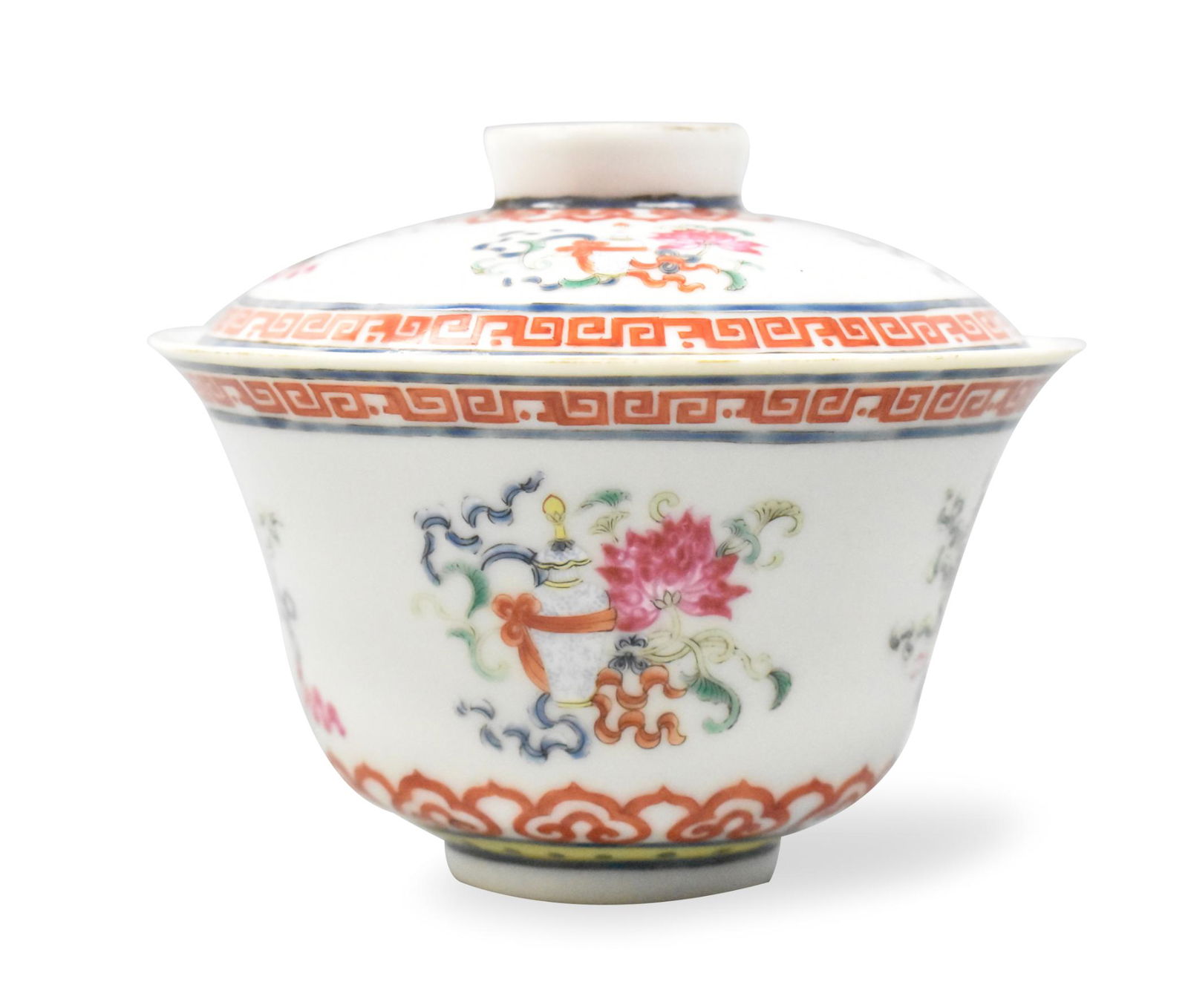 Chinese Famille Rose Covered Bowl,19th C. (1 of 14)