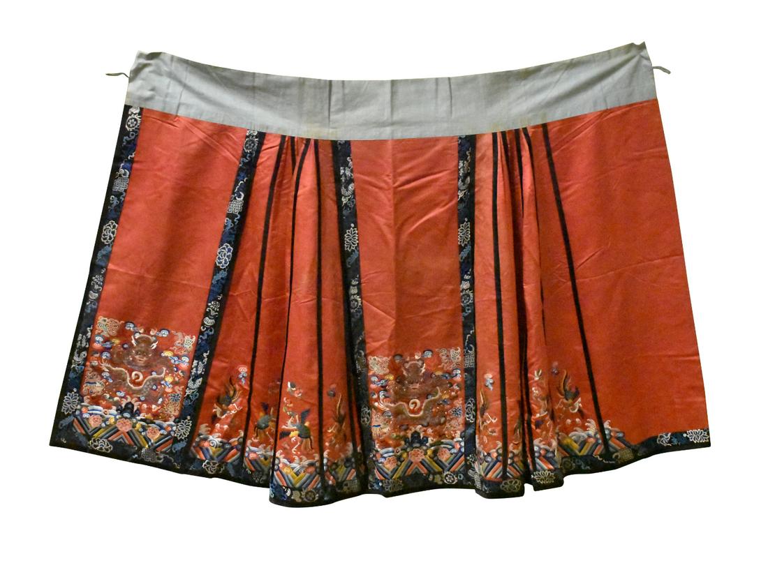 Chinese Red Embroidery Women Skirt,Qing Dynasty (1 of 6)