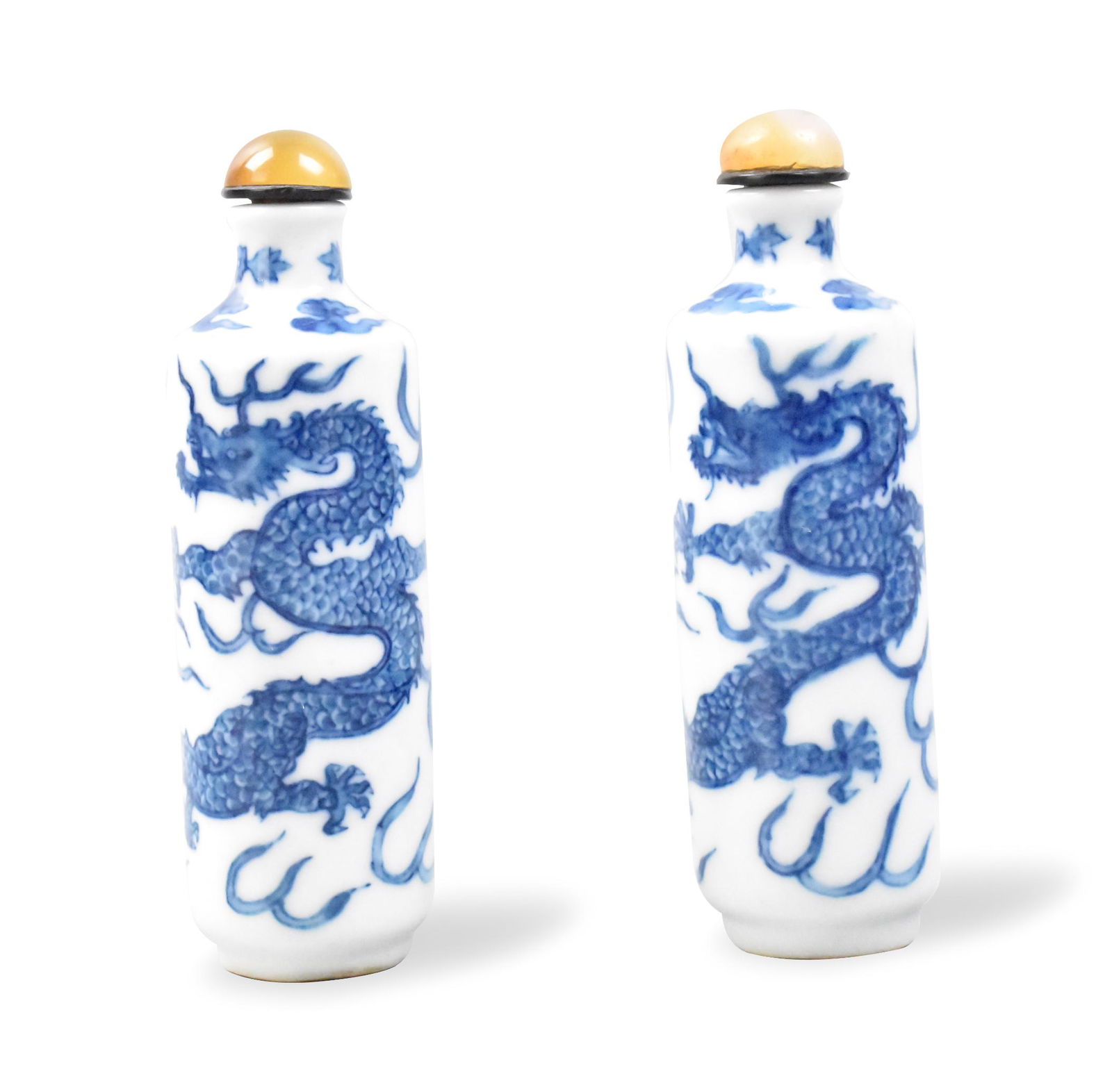 2 Chinese Blue & White Dragon Snuff Bottle,Qing D. (1 of 8)