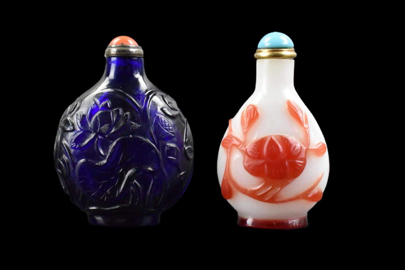 2 Chinese Carved Peking Glass Snuff Bottle, Qing D (1 of 8)