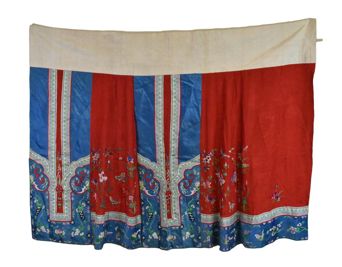 Chinese Red Embroidery Women Skirt, Qing Dynasty (1 of 4)