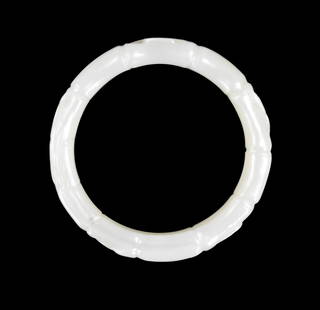 Chinese Jade Carved Bamboo Bangle, Qing Dynasty: Chinese jade carved bangle ,dated to Qing Dynasty, circular bangle in shaped of bamboo carved with rasied bamboo leaves and bamboo section D: 3 1/8"(8 cm) Collection of a private Maryland collector Li