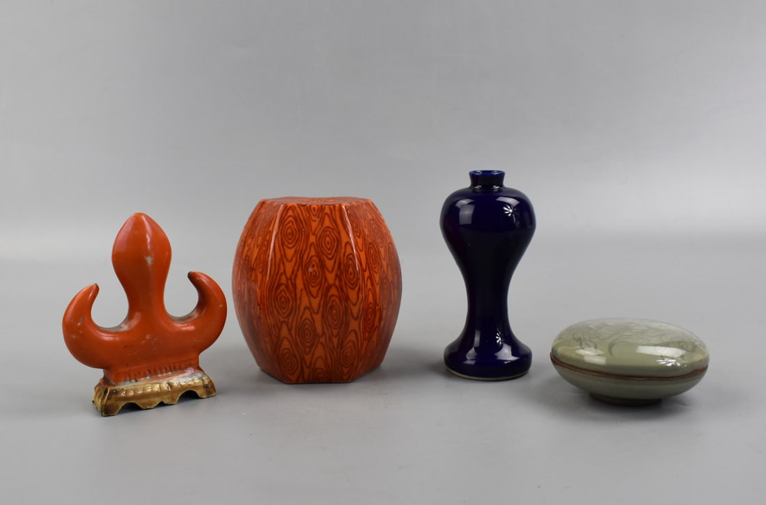 Group of four Chinese Porcelain Table Object (1 of 13)