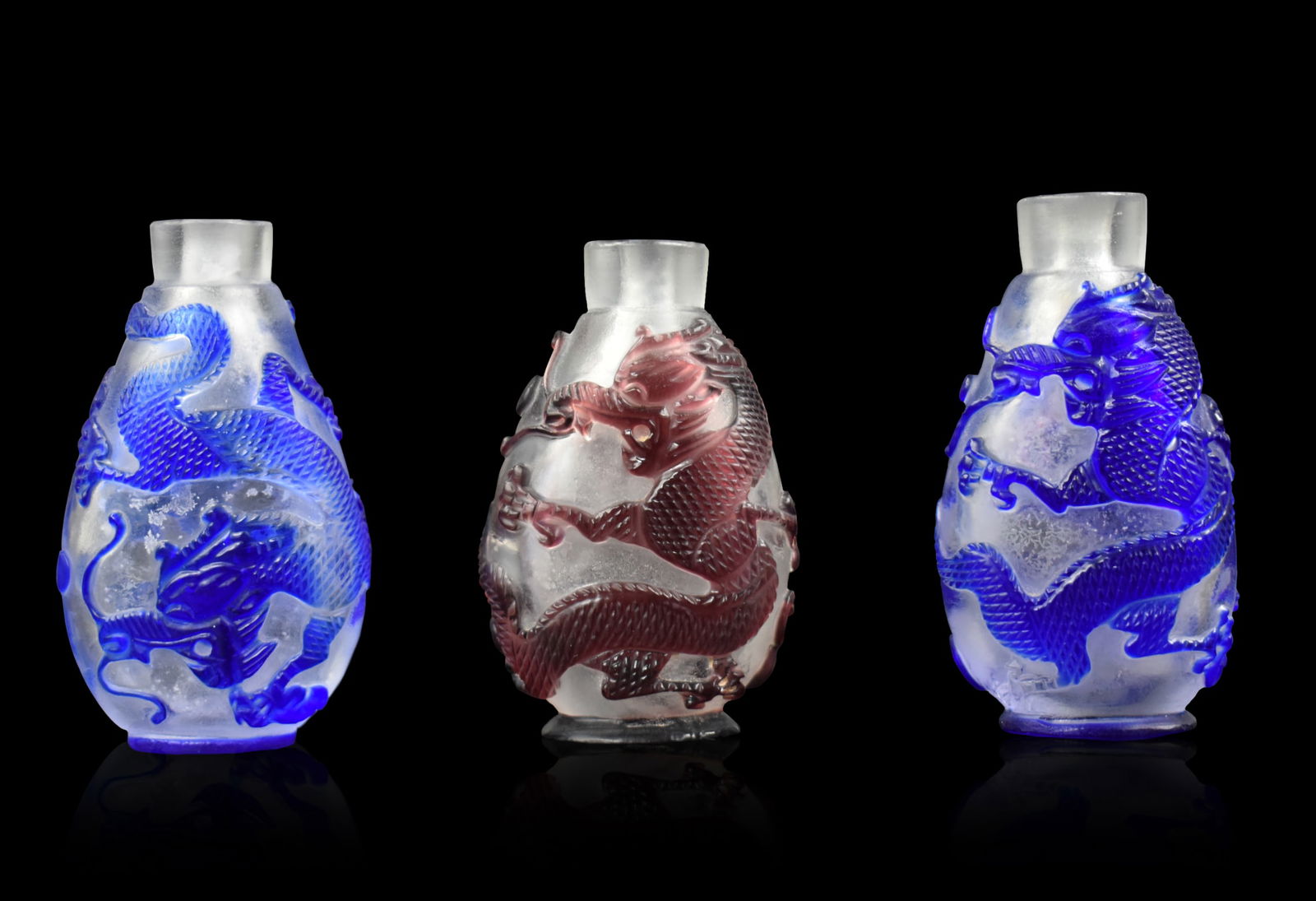 3 Chinese Peking Glass Dragon Snuff Bottles (1 of 9)